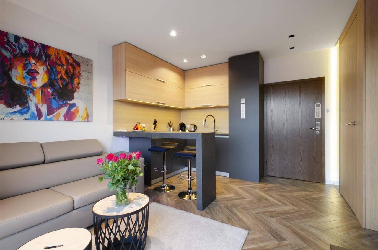 Lupoapartments Z Jacuzzi Pole Dance Leczycka 29 Klimatyzacja Parking Dostep Na Kod Lodž Exteriér fotografie