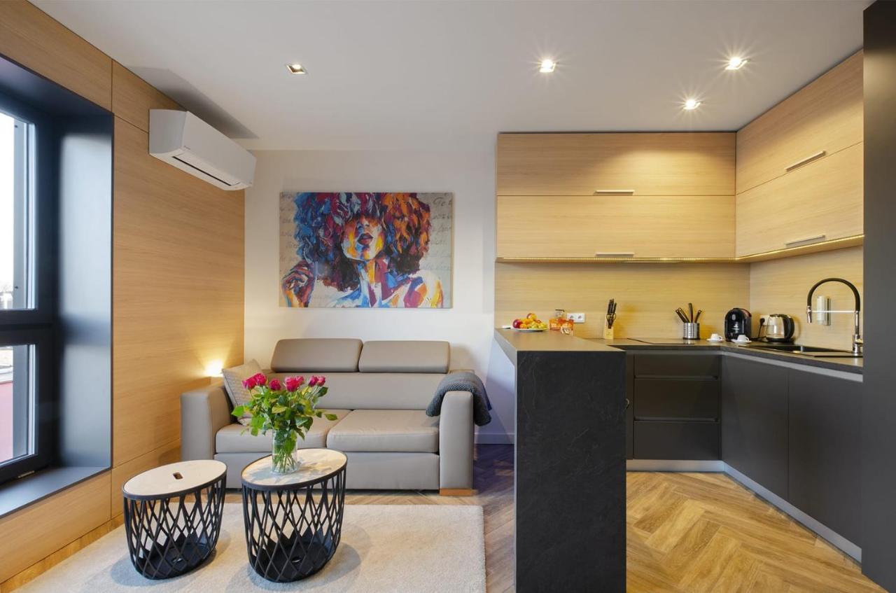 Lupoapartments Z Jacuzzi Pole Dance Leczycka 29 Klimatyzacja Parking Dostep Na Kod Lodž Exteriér fotografie