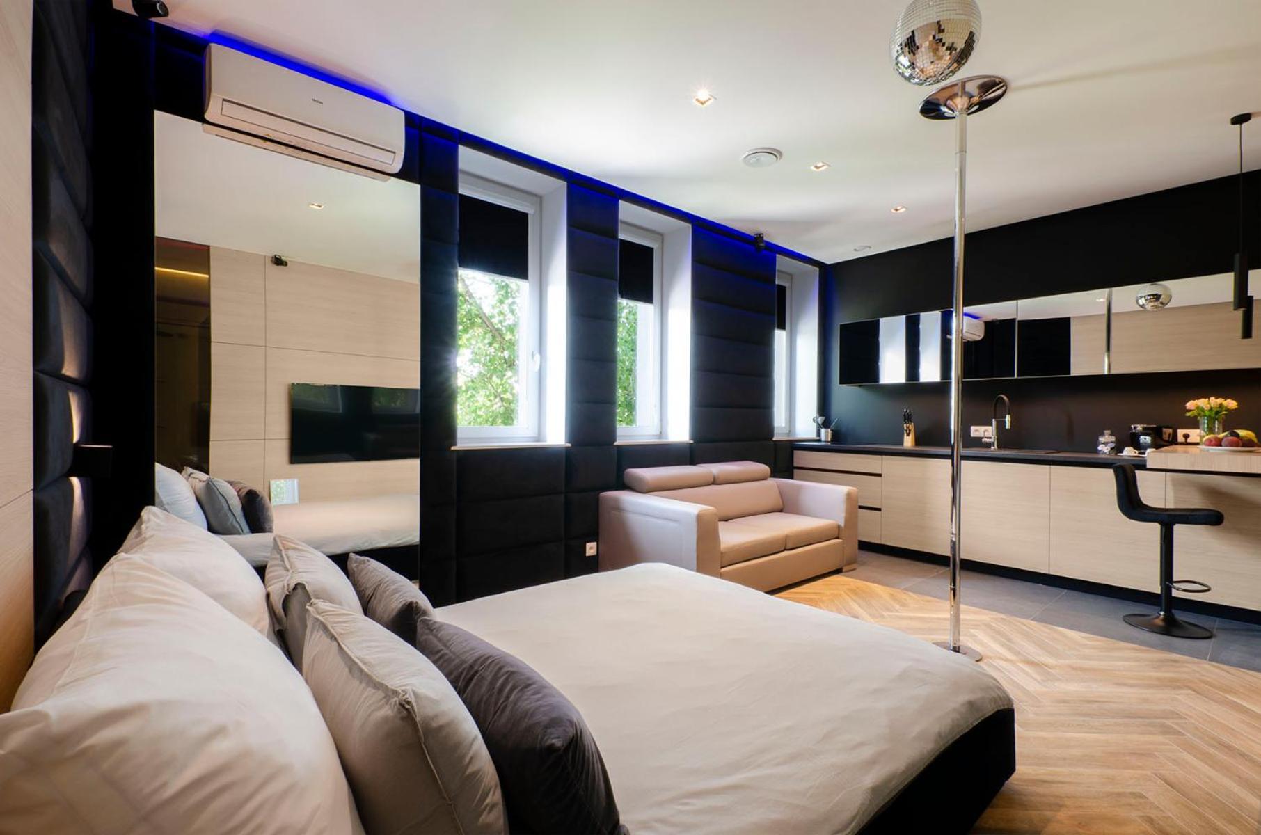 Lupoapartments Z Jacuzzi Pole Dance Leczycka 29 Klimatyzacja Parking Dostep Na Kod Lodž Pokoj fotografie