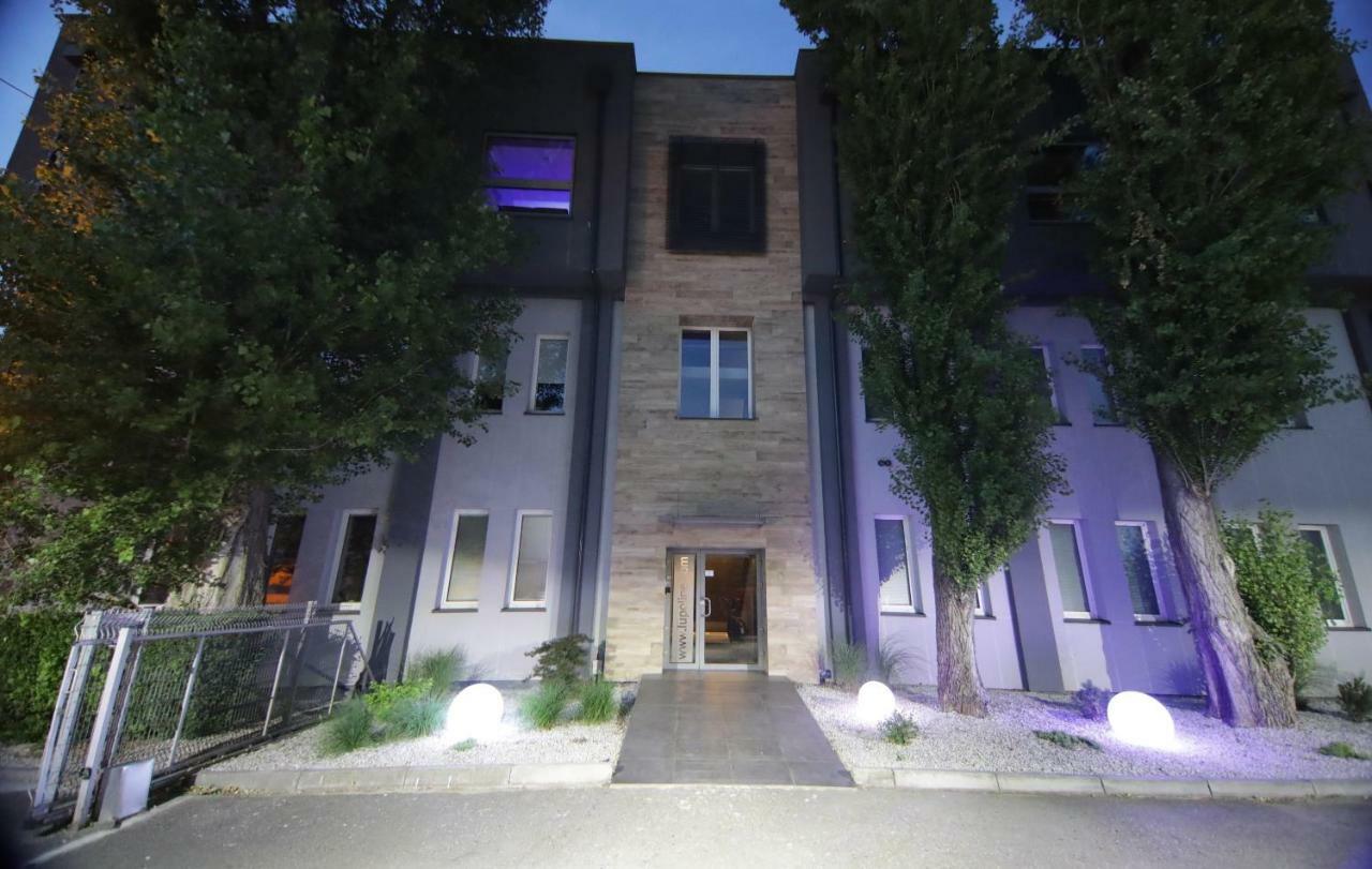 Lupoapartments Z Jacuzzi Pole Dance Leczycka 29 Klimatyzacja Parking Dostep Na Kod Lodž Exteriér fotografie
