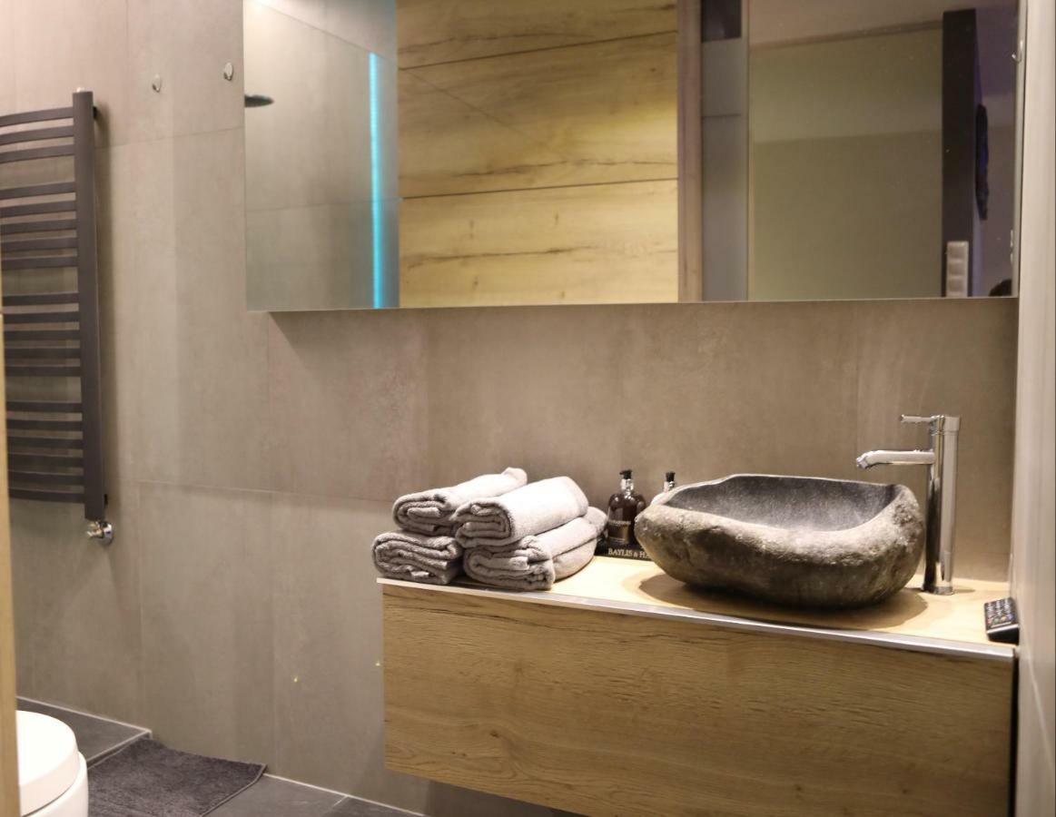 Lupoapartments Z Jacuzzi Pole Dance Leczycka 29 Klimatyzacja Parking Dostep Na Kod Lodž Exteriér fotografie